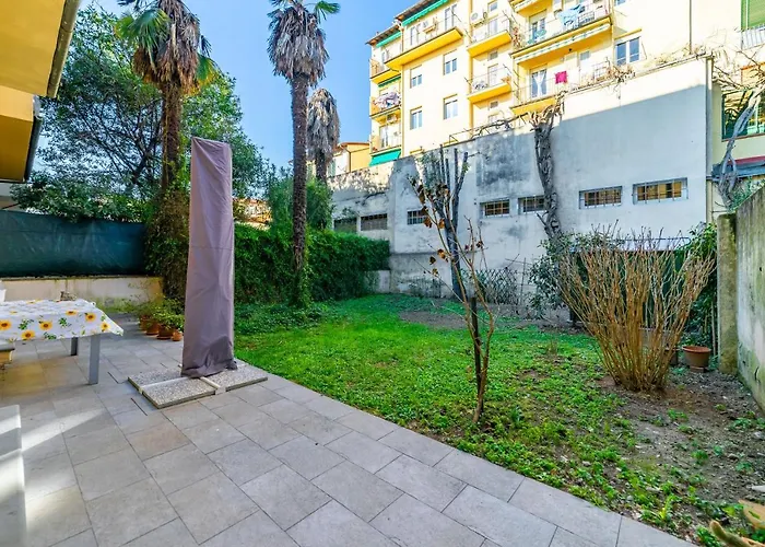 Guesthost - Quiet With Private Garden Lejlighed